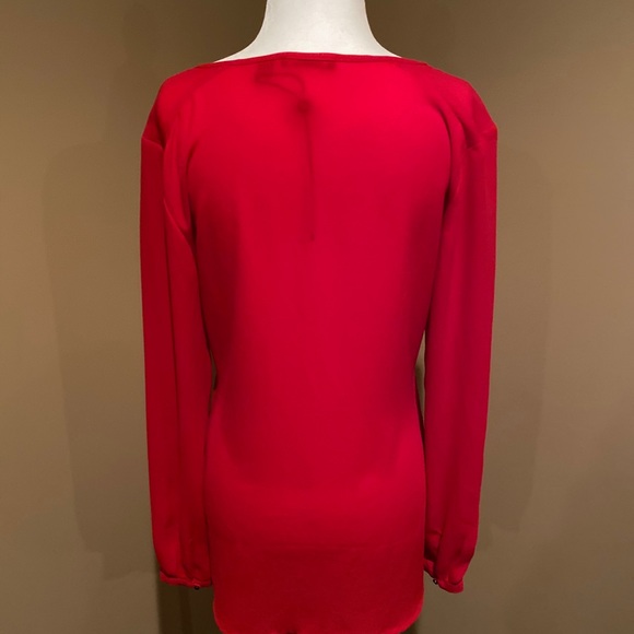 Blouse - Picture 2 of 3